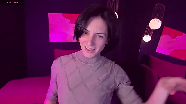 LorenDaze online show from 6, 12, 2024