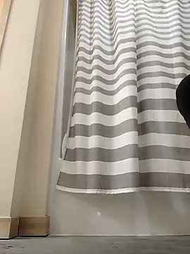 eatmeplease44 online show from 20, 3, 2025