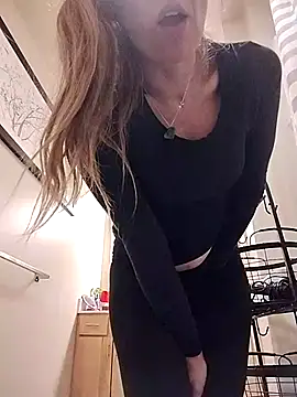 eatmeplease44 online show from 2, 2, 2026