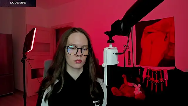 DivineBite online show from 18, 3, 2026