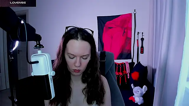 DivineBite online show from 22, 5, 2026
