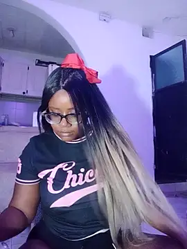 EmilyyRosee  online show from 16, 4, 2026