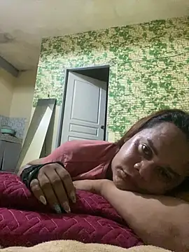 sweetyula online show from 7, 10, 2025