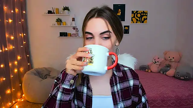 aPieceOfJoy online show from 11, 1, 2025