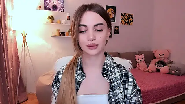 aPieceOfJoy online show from 6, 3, 2025