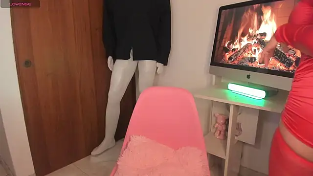 whitneyhot online show from 24, 2, 2026