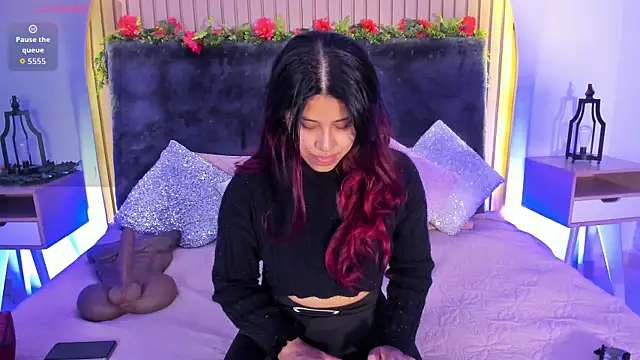 Karlagonzales  online show from 11, 10, 2025