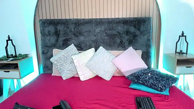 Snapshot of Karlagonzales_ chatting on 7, 2, 2026 Karlagonzales online show from 7, 2, 2026