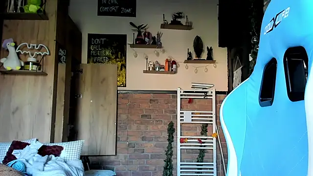 karo123421 online show from 9, 4, 2026