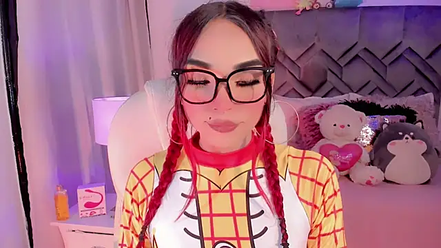 LeyXandrabraz online show from 7, 2, 2025