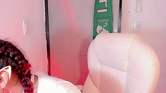 LeyXandrabraz online show from 4, 3, 2025