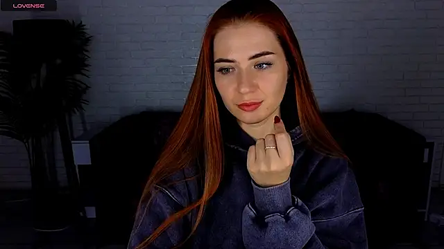 Adelyna Bird online show from 3, 2, 2025