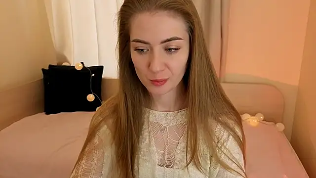 Adelyna Bird online show from 5, 12, 2025