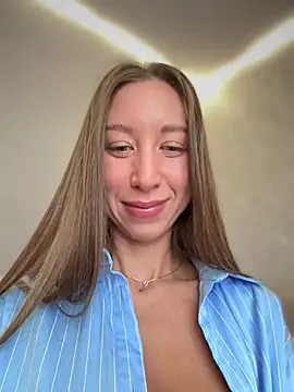 EvaCatt online show from 2, 2, 2026