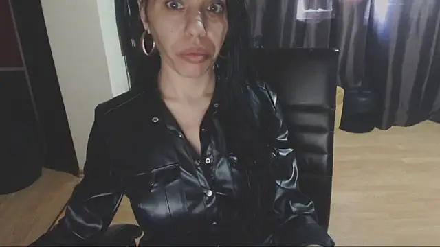 GoldenSasha online show from 26, 2, 2025