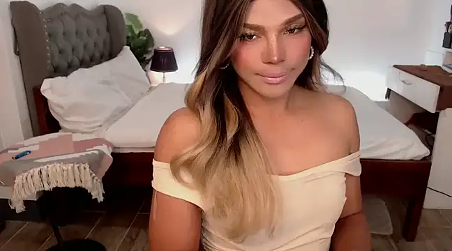 liaa lurrecams online show from 2, 2, 2025