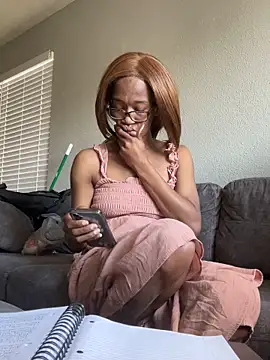 Snapshot of sweetsexiecool7 chatting on 9, 10, 2025 sweetsexiecool7 online show from 9, 10, 2025