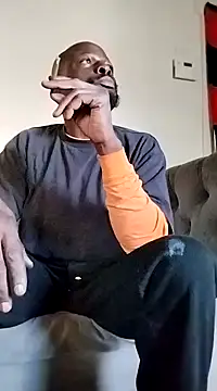 Daddy hook online show from 5, 3, 2025