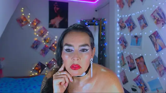 sweet vanessa 22 online show from 8, 3, 2025