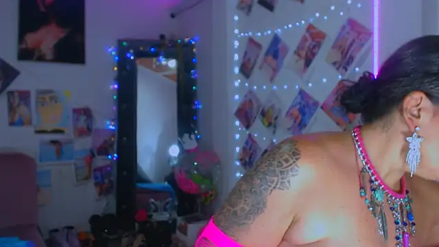 sweet vanessa 22 online show from 12, 9, 2025