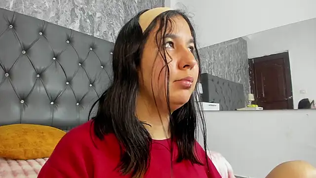 Lia sarahi online show from 13, 2, 2026