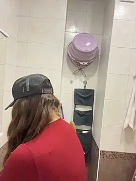 DienkaGreen online show from 12, 4, 2026