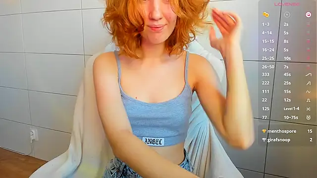 Snapshot of Ooooooli chatting on 4, 1, 2025 Ooooooli online show from 4, 1, 2025