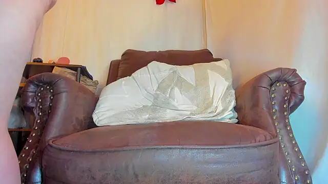 danidollxxx online show from 21, 3, 2026