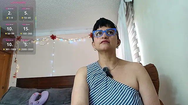 Snapshot of ISABEEL_SOFIA01 chatting on 6, 3, 2026 ISABEEL SOFIA01 online show from 6, 3, 2026