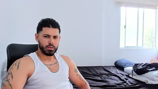 Justyn Torres online show from 2, 12, 2025