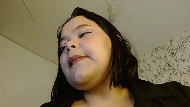 sexychubby    online show from 9, 11, 2025