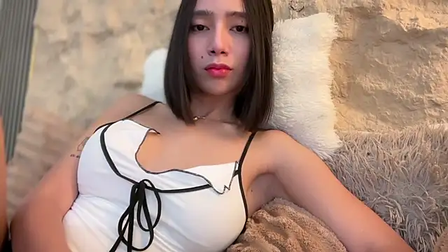 GenesisCastillano online show from 21, 4, 2026