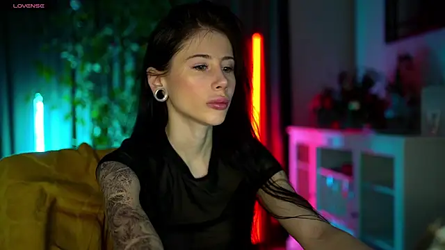 Your Nicolett online show from 18, 2, 2025