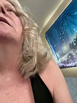 Kaitlyn Winters online show from 11, 2, 2026