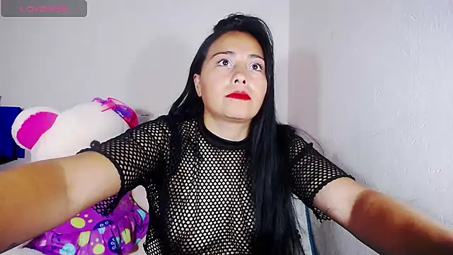 Snapshot of hanna_girl21 chatting on 11, 2, 2025 hanna girl21 online show from 11, 2, 2025