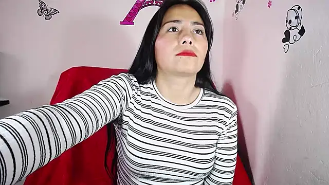 Snapshot of hanna_girl21 chatting on 5, 3, 2025 hanna girl21 online show from 5, 3, 2025