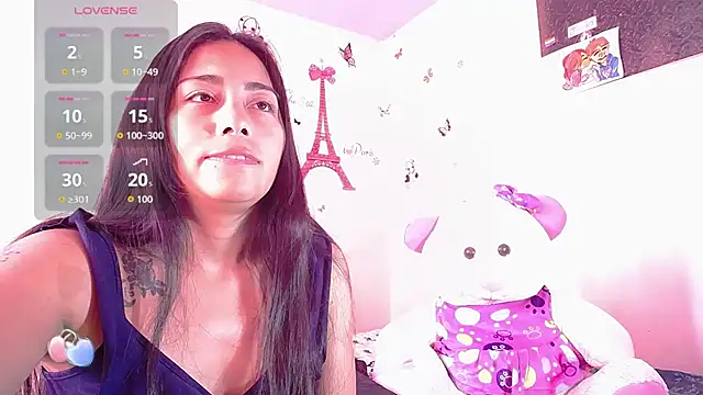 Snapshot of hanna_girl21 chatting on 24, 10, 2025 hanna girl21 online show from 24, 10, 2025