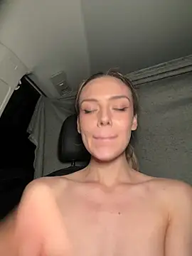 Snapshot of HopeHeaven chatting on 12, 1, 2025 HopeHeaven online show from 12, 1, 2025