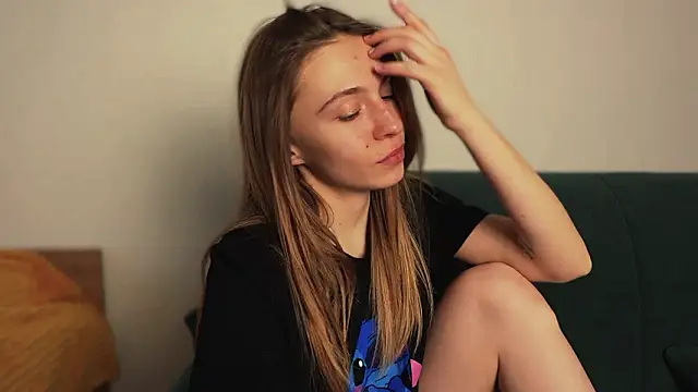 LovelyKatea online show from 28, 3, 2026