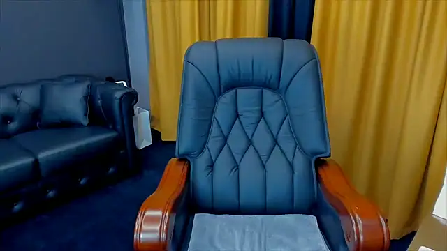 HaleySweet18 online show from 4, 7, 2026