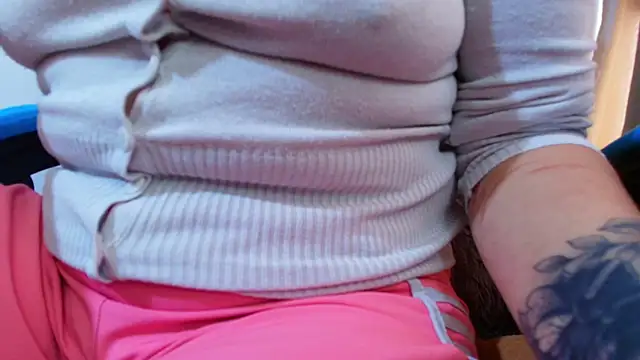 klylls squirt  online show from 6, 4, 2026