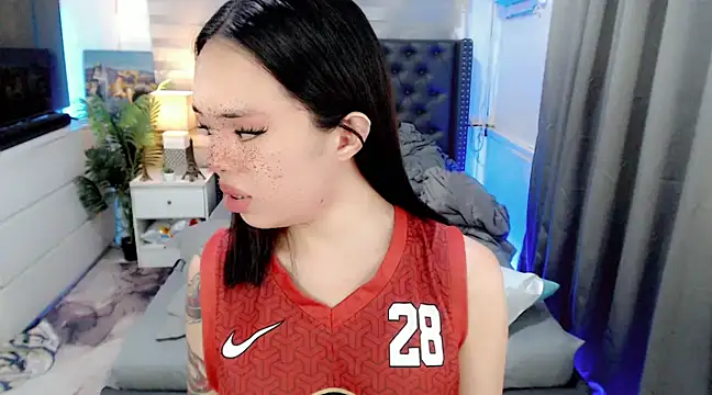 SweetCheska19 online show from 22, 2, 2025