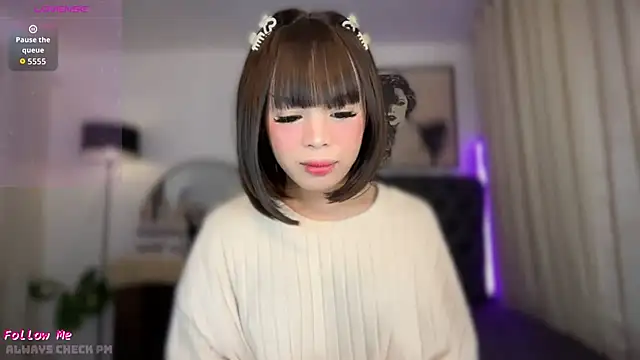 SweetCheska19 online show from 4, 7, 2026