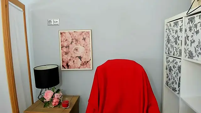 AulloraHoney online show from 15, 2, 2025