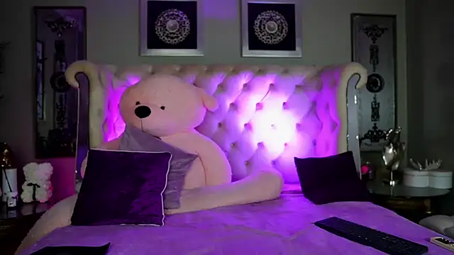 Squirt Tanya online show from 7, 1, 2026