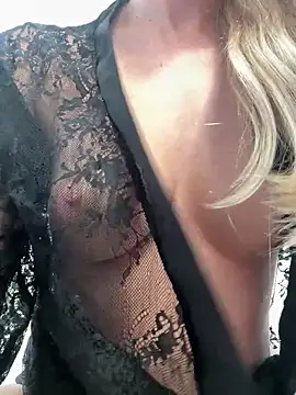 CutieEmy online show from 10, 4, 2026