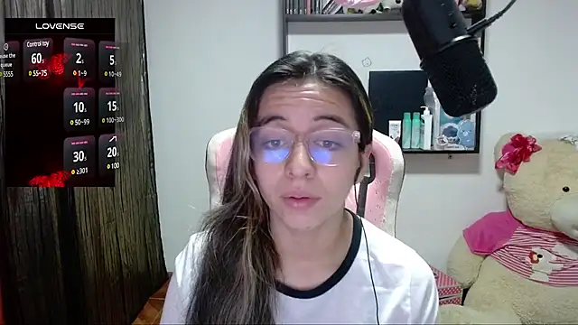 Maggie Fox3 online show from 4, 3, 2025