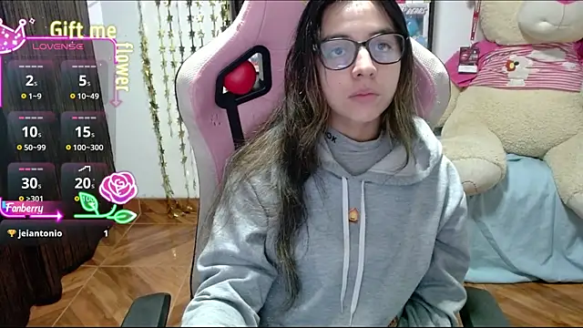 Maggie Fox3 online show from 18, 9, 2025