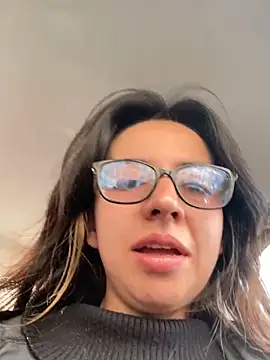 Maggie Fox3 online show from 1, 4, 2026