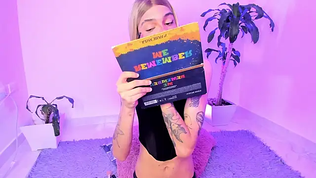 Varya Ferreira online show from 7, 4, 2026